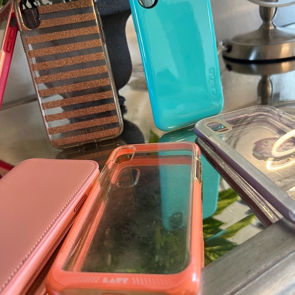 iPhone X Case bundle - Picture 4 of 12